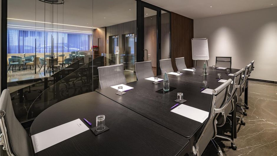 Mercure St. Julian's Malta Meeting