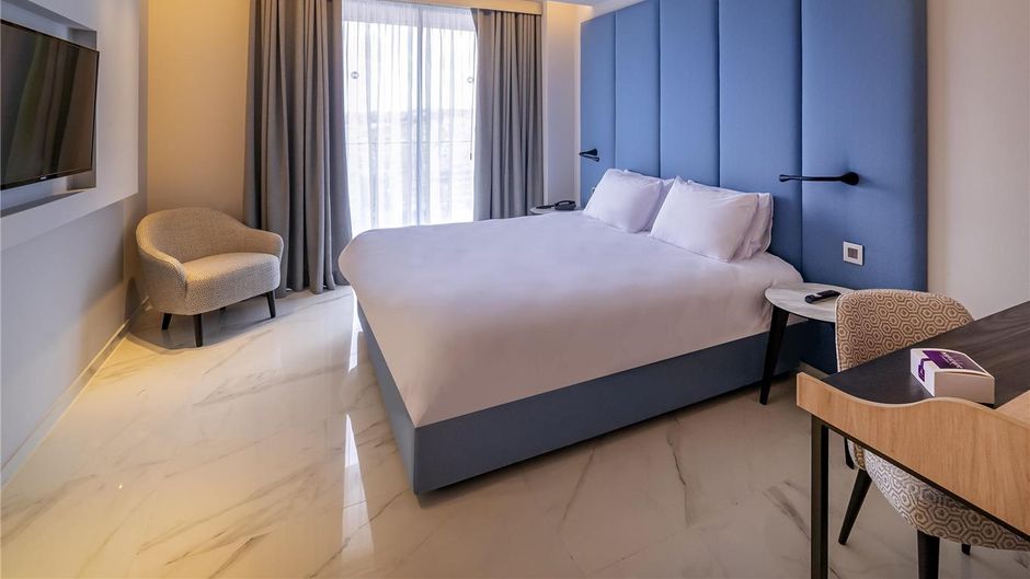 Mercure St. Julian's Malta Room