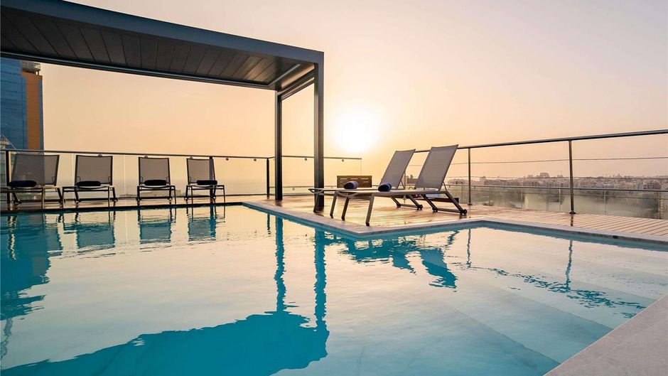 Mercure St. Julian's Malta Pool