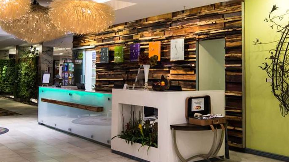 Hotel Verde Cape Town Airport Lobby