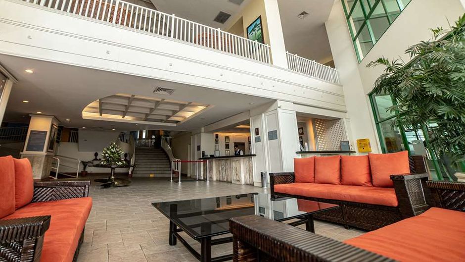 Hotel Colon Salinas Lobby
