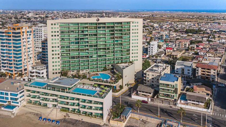 Hotel Colon Salinas Exterior