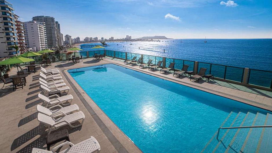 Hotel Colon Salinas Pool