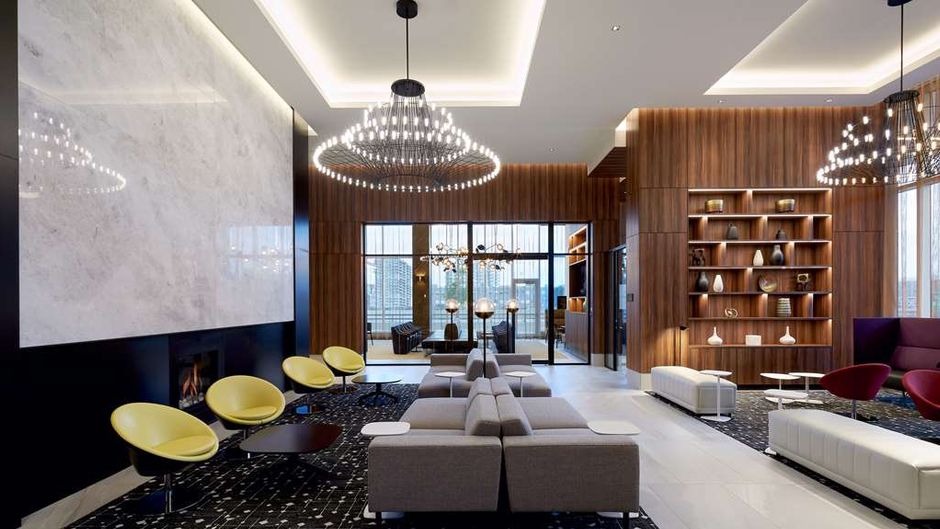 Hilton Garden Inn Montreal Midtown Lobby