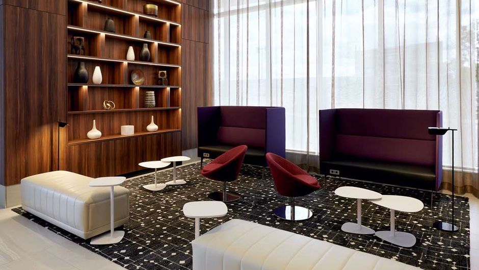 Hilton Garden Inn Montreal Midtown Lobby