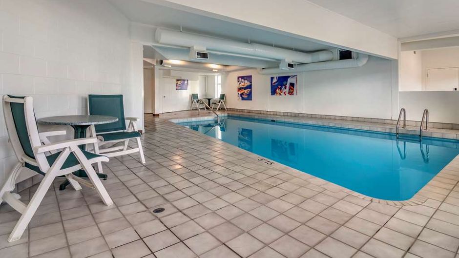 Coast Penticton Hotel Pool