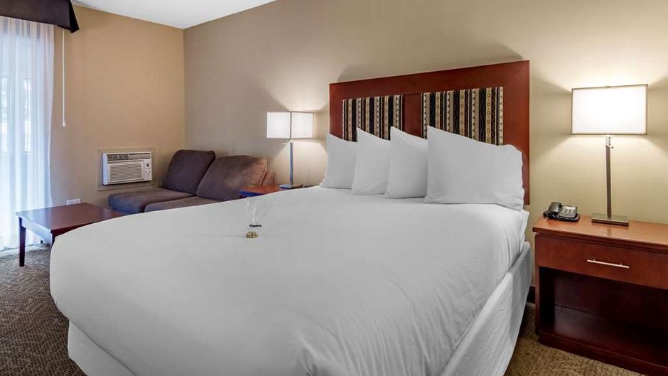 Coast Penticton Hotel Suite
