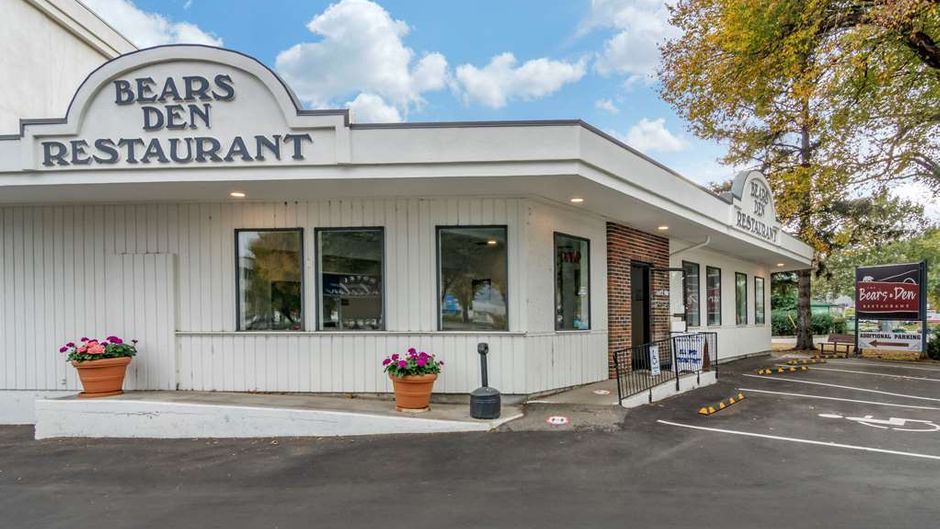Coast Penticton Hotel Restaurant