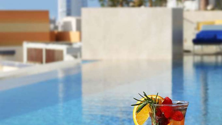 Grand Cosmopolitan Hotel Pool