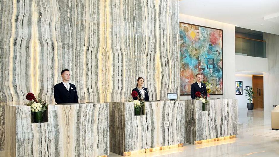 Grand Cosmopolitan Hotel Lobby