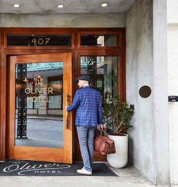 The Oliver Hotel