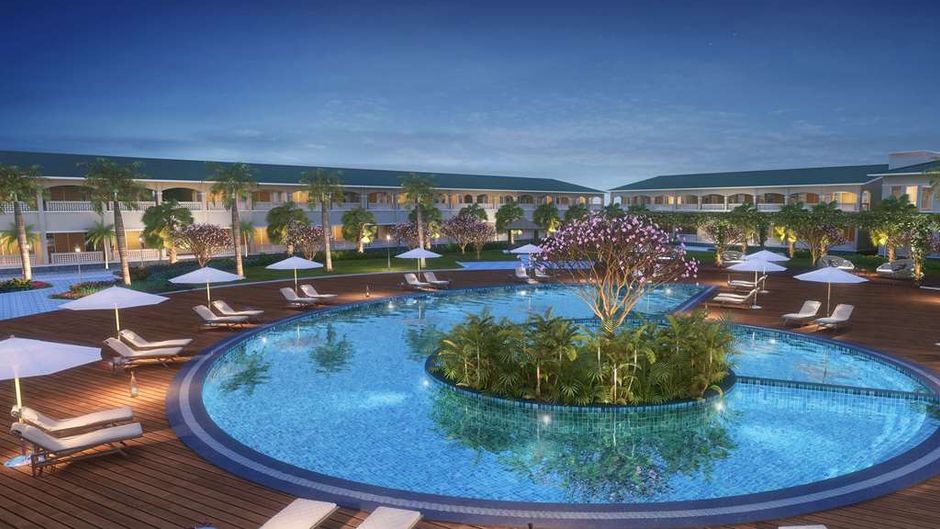 Hawthorn Suites by Wyndham Dwarka Pool