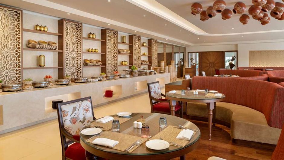 Hawthorn Suites by Wyndham Dwarka Restaurant