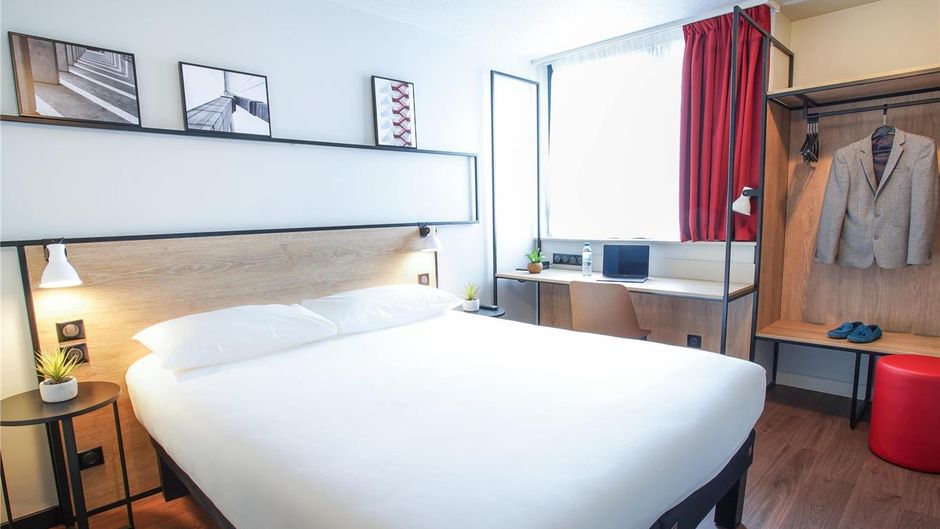 Ibis Tours Centre Giraudeau Room