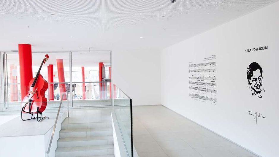 Hotel da Musica Lobby