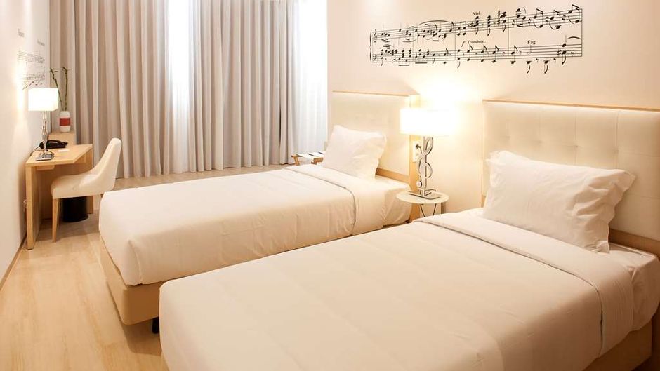 Hotel da Musica Room