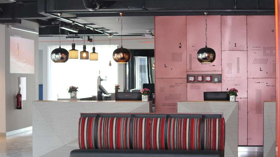 Star Inn Lisbon Airport Lobby