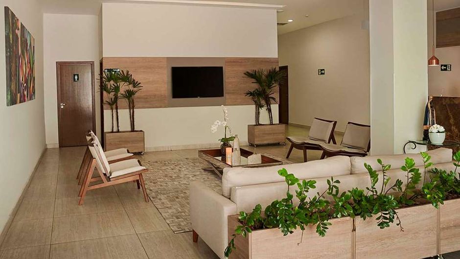 Tryp by Wyndham Varginha Cafe Royal Lobby