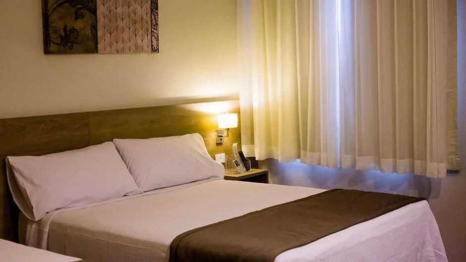 Tryp by Wyndham Varginha Cafe Royal Room