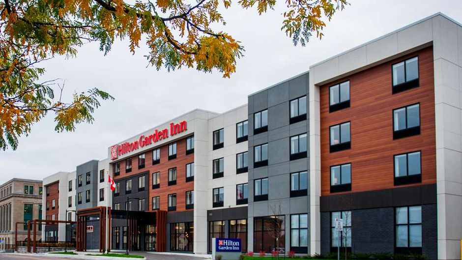 Hilton Garden Inn Moncton Exterior