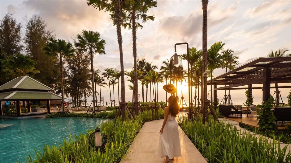 Grand Mercure Khao Lak Bangsak Exterior