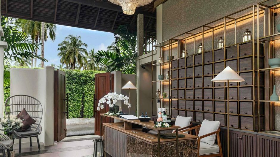 Grand Mercure Khao Lak Bangsak Spa