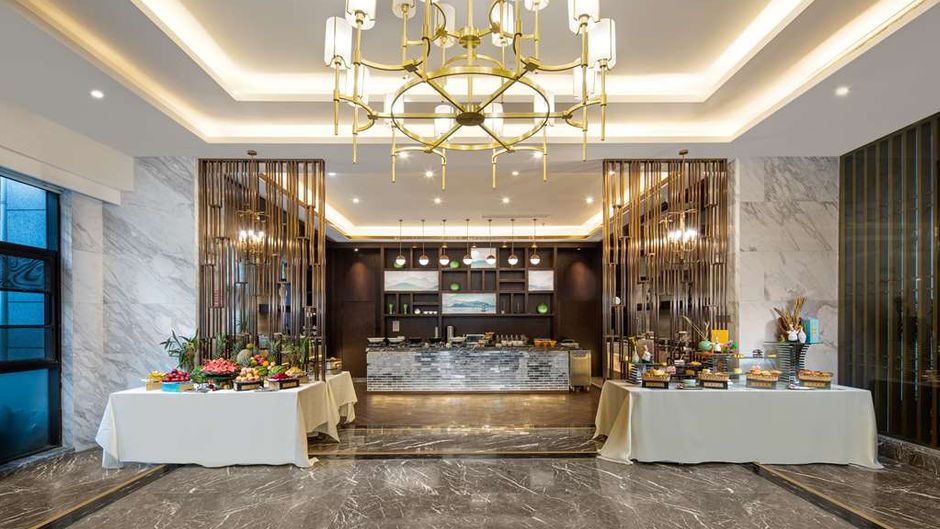 Ramada by Wyndham Wuhan Qingshan Restaurant