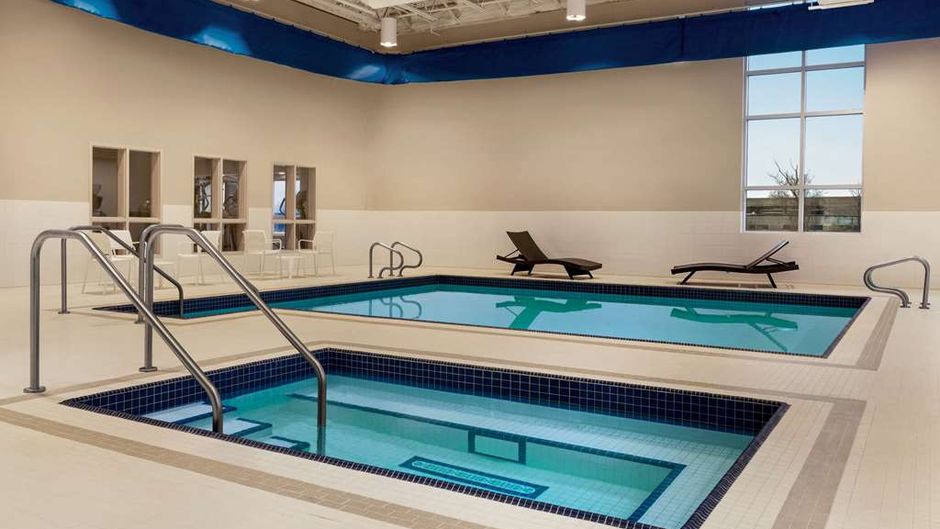 Microtel Inn & Suites by Wyndham Pool