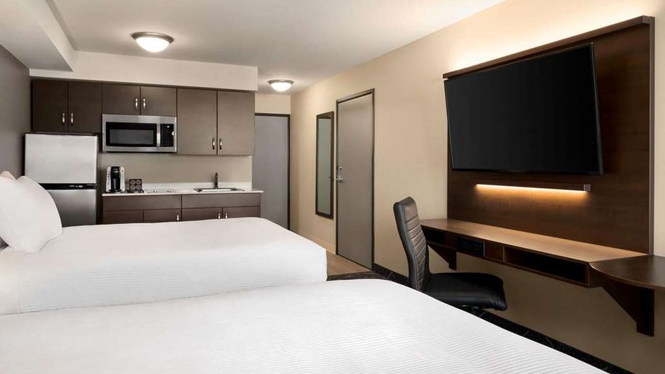 Microtel Inn & Suites by Wyndham Suite