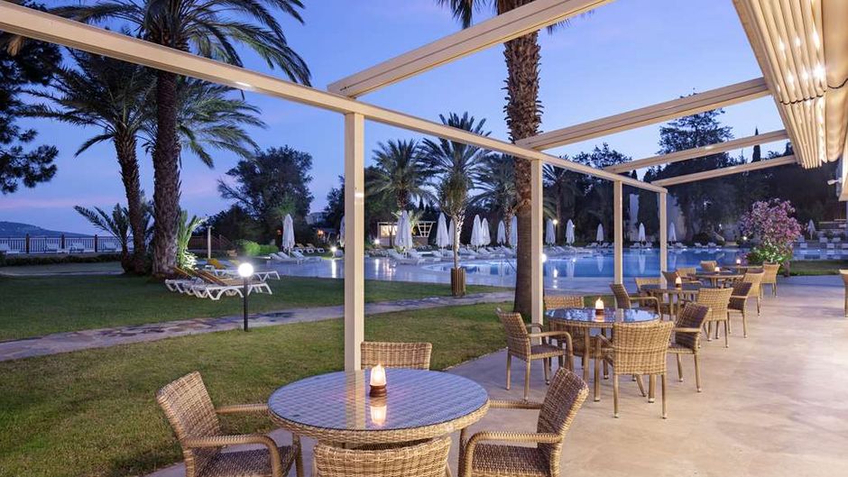 DoubleTree by Hilton Isil Club Resort Restaurant