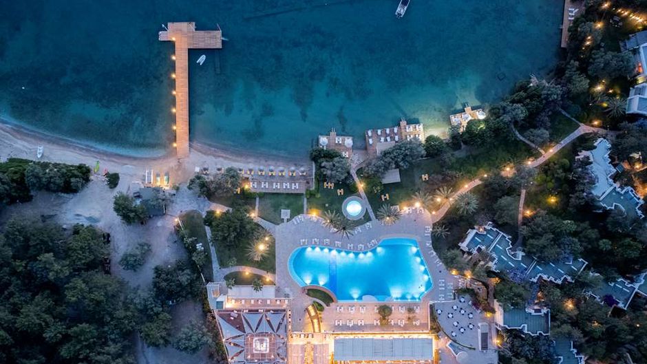 DoubleTree by Hilton Isil Club Resort Pool
