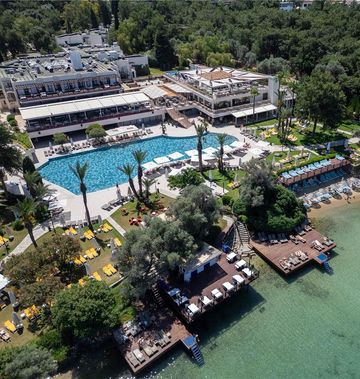 DoubleTree by Hilton Isil Club Resort