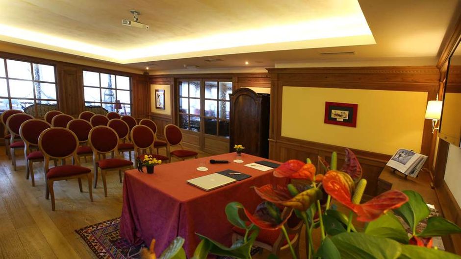 Alpen Suite Hotel Meeting