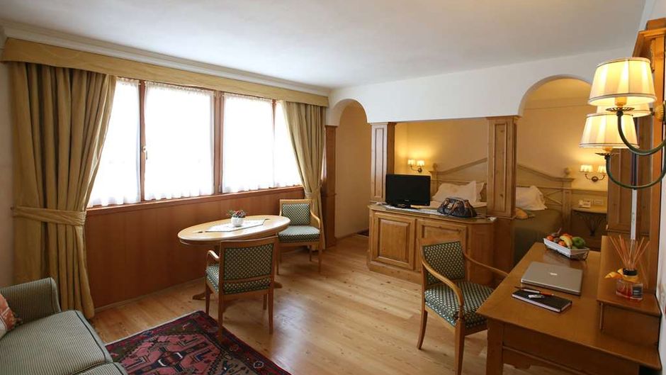 Alpen Suite Hotel Suite