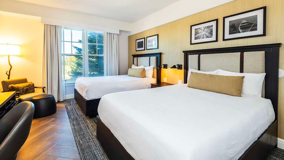 Calabogie Peaks Resort, Ascend Hotel Room