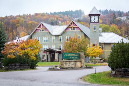Calabogie Peaks Resort, Ascend Hotel