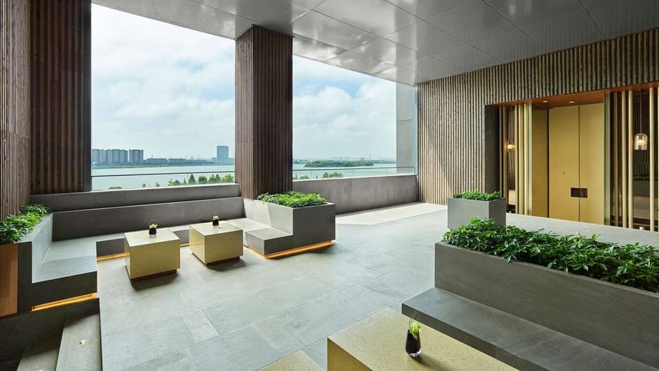 Hilton Suzhou Yinshan Lake Lobby