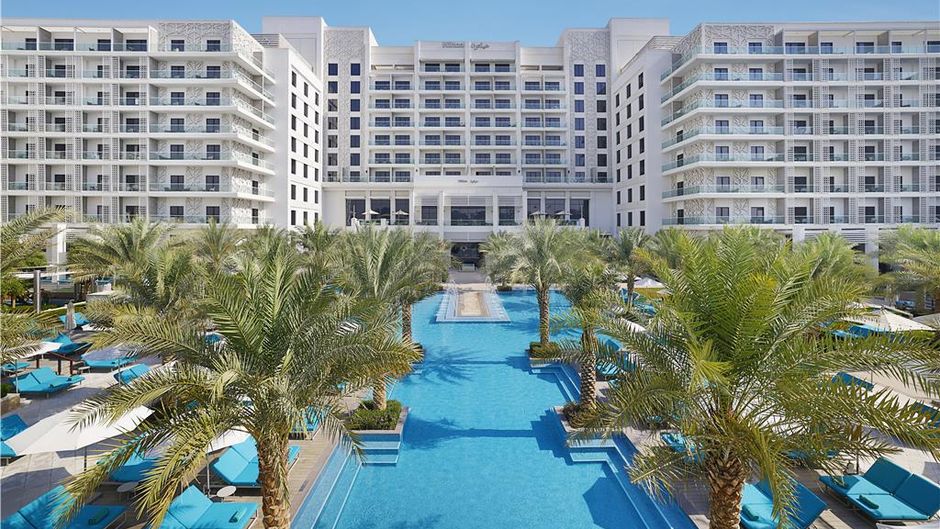 Hilton Abu Dhabi Yas Island Pool