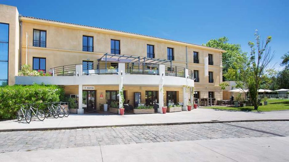 Suite Home Exterior