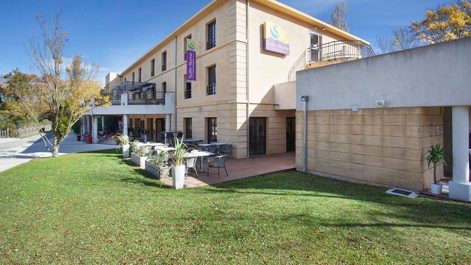 Suite Home Exterior