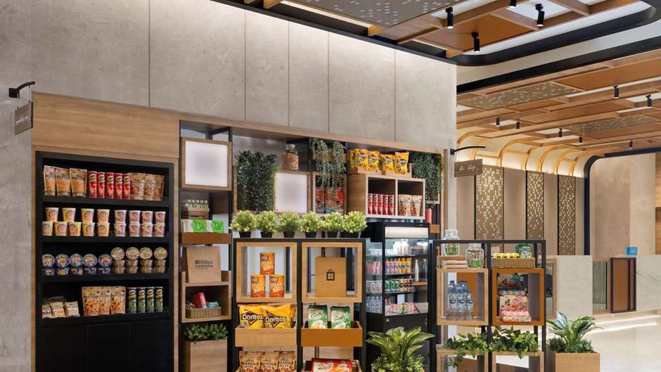 Hilton Garden Inn Jakarta Taman Palem Restaurant