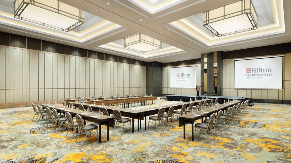 Hilton Garden Inn Jakarta Taman Palem Meeting