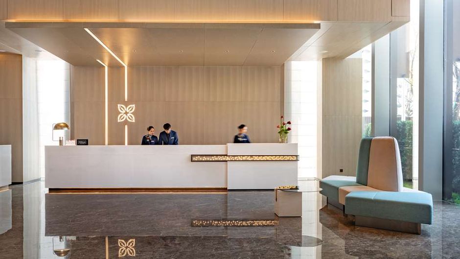 Hilton Garden Inn Shenzhen WECC Lobby
