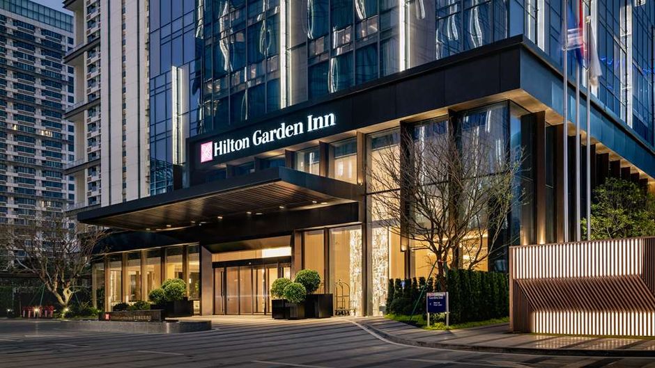 Hilton Garden Inn Shenzhen WECC Exterior