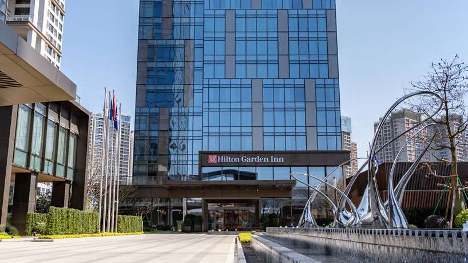 Hilton Garden Inn Shenzhen WECC Exterior