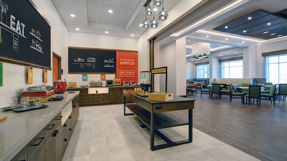 Hampton Inn & Suites by Hilton St Jacobs Restaurant