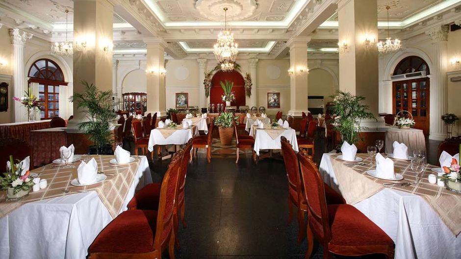 Hotel Continental Saigon Restaurant