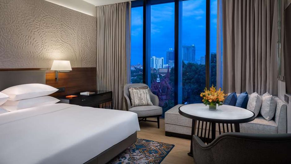Hyatt Regency Phnom Penh Room