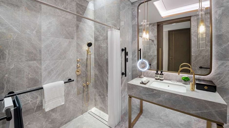 Waldorf Astoria Kuwait Room