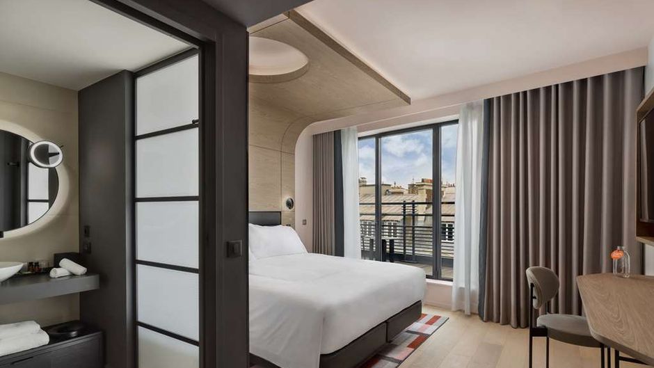 Canopy by Hilton Paris Eiffel Tower Room